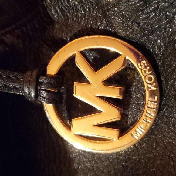 Michael Kors purse - Picture 7 of 8